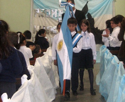 Instituto acto de la bandera 3